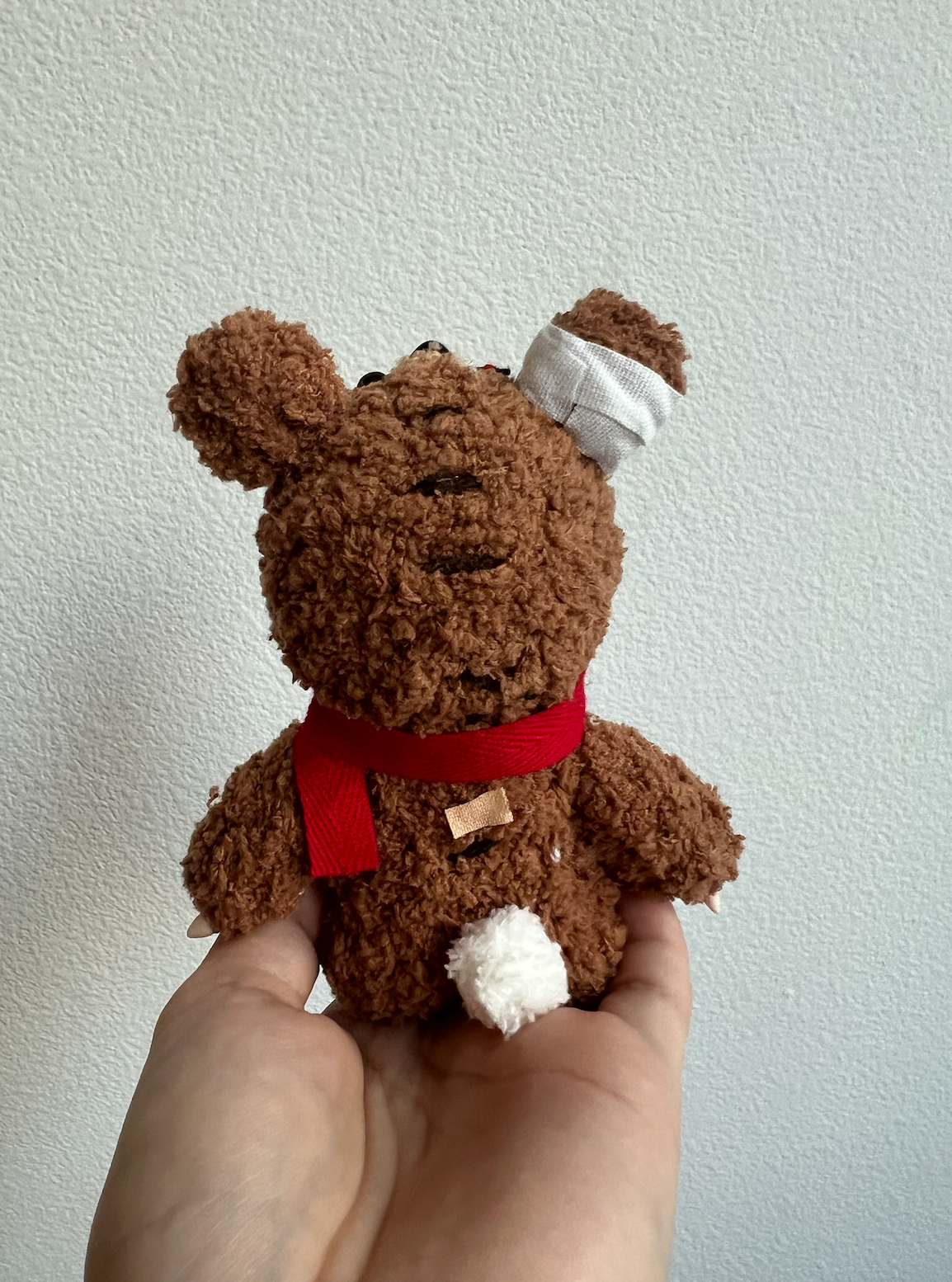 Hirono Secret Fluffy Bear Outfit