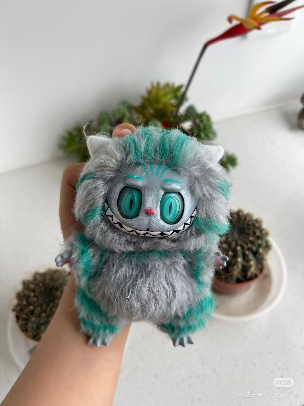 Custom Labubu x Alice's Adventures in Wonderland - BUSUDOLL