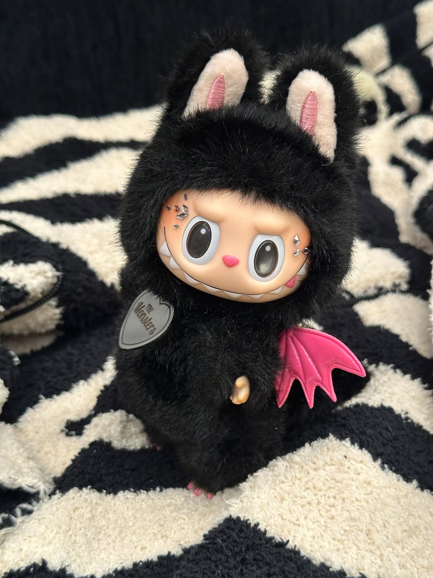 Custom Labubu Black Pink Diamonds - A Xing
