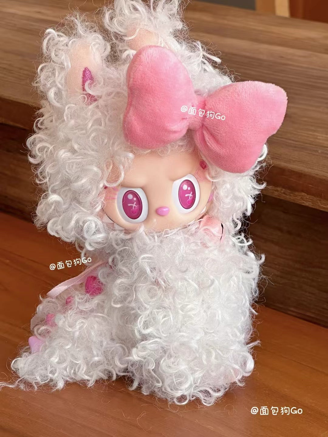 Custom White Persian Cat by Bread Go