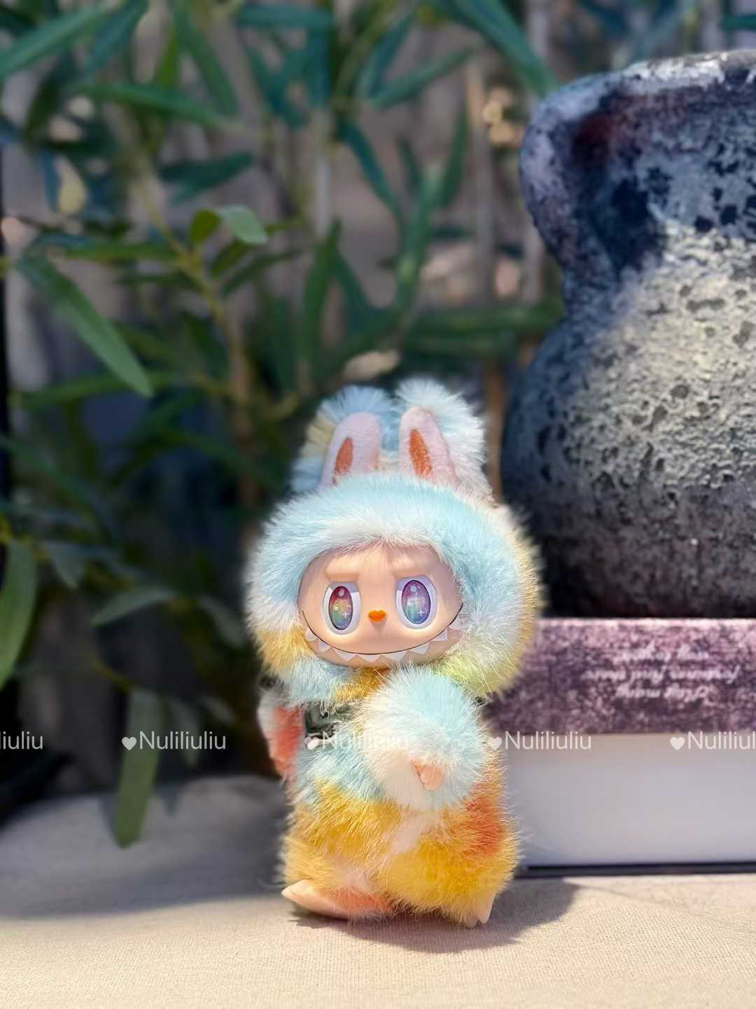 Mini Rock The Universe by Nuliliuliu