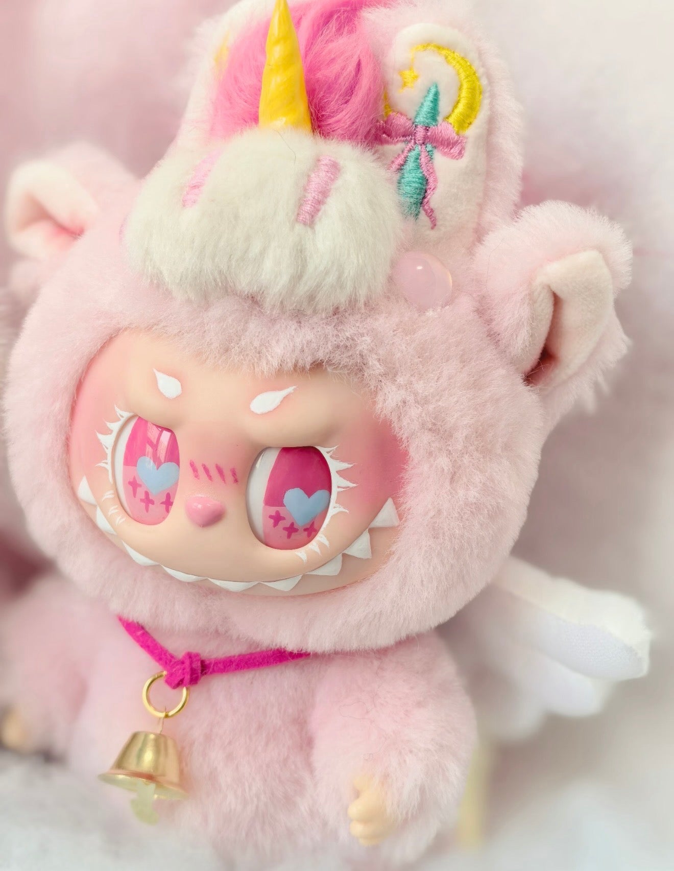 Pink and White Unicorn Pie by YIJUT