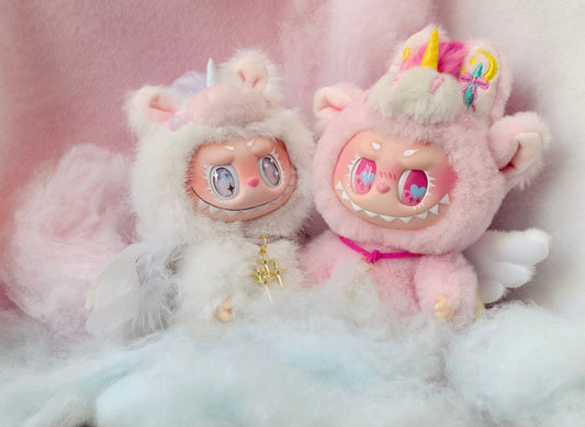 Pink and White Unicorn Pie by YIJUT