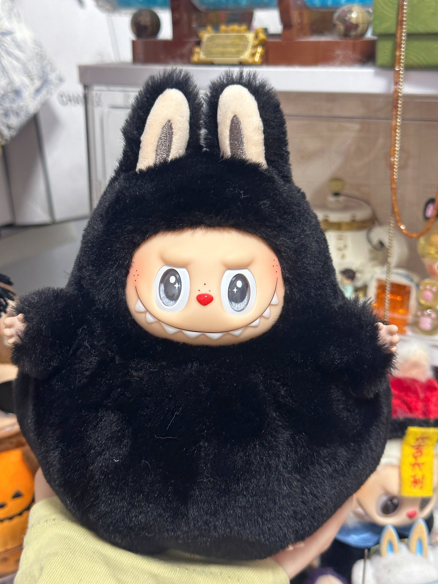Fatbubu Shinny Black by April